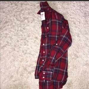 MOSSIMO RED FLANNEL BUTTON DOWN 💕